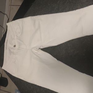 WMNS OLD NAVY WHITE JEANS CAPRI